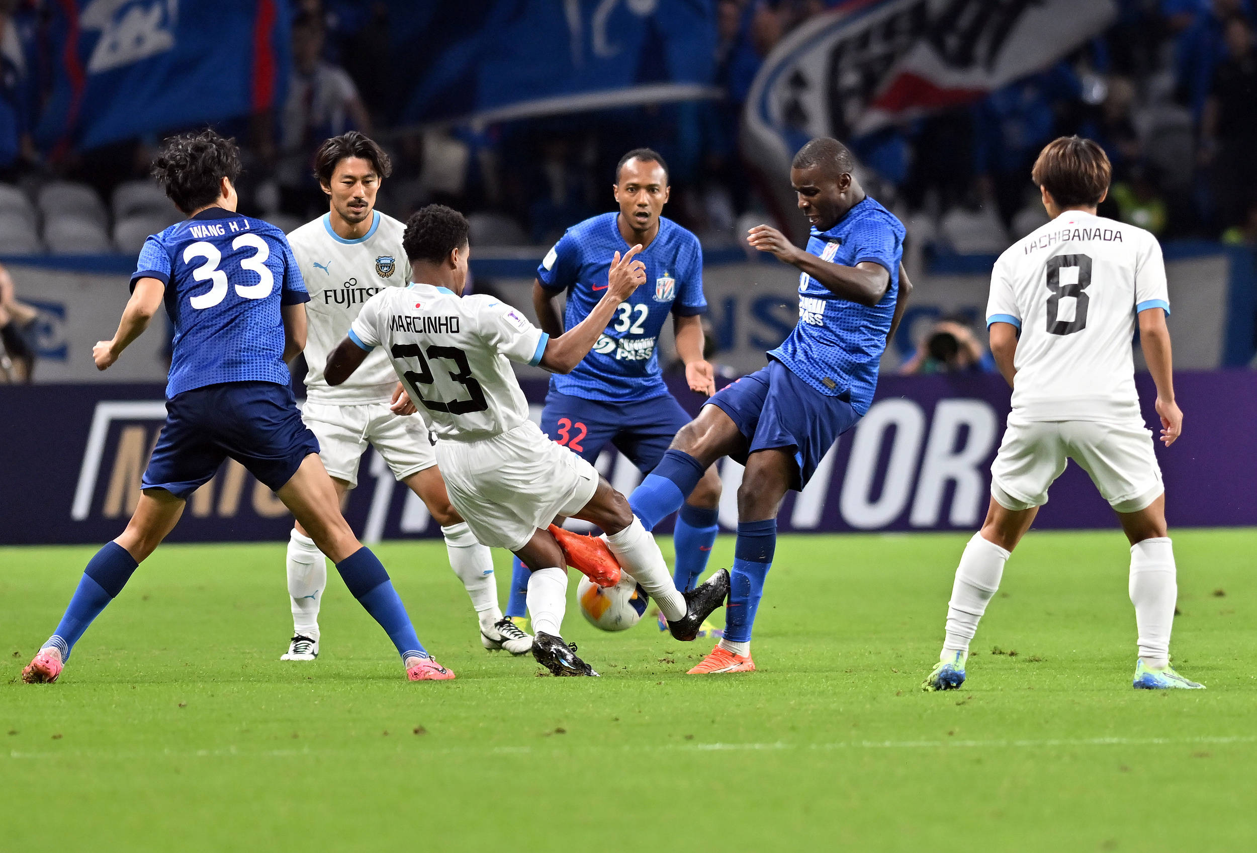 都体现了灰 都体现了灰